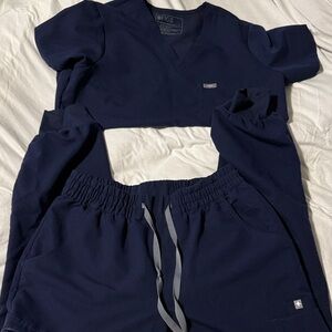 Figs navy blue set